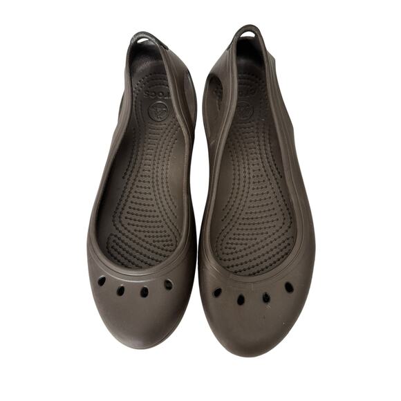 Crocs Ballet Flats Women’s 8 Shoes Comfort Dark Brown Black - Picture 1 of 5